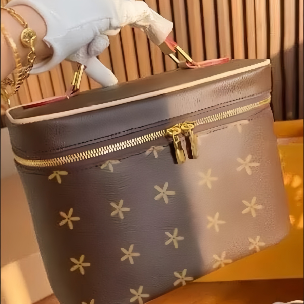 top Cosmetic Bag Box Tote Makeup Bag Crossbody Bag Shoulder Handabgs Women Make Up Bag Designer Purse Shoulder Bags Toilet Wash Bags Beauty Makeu