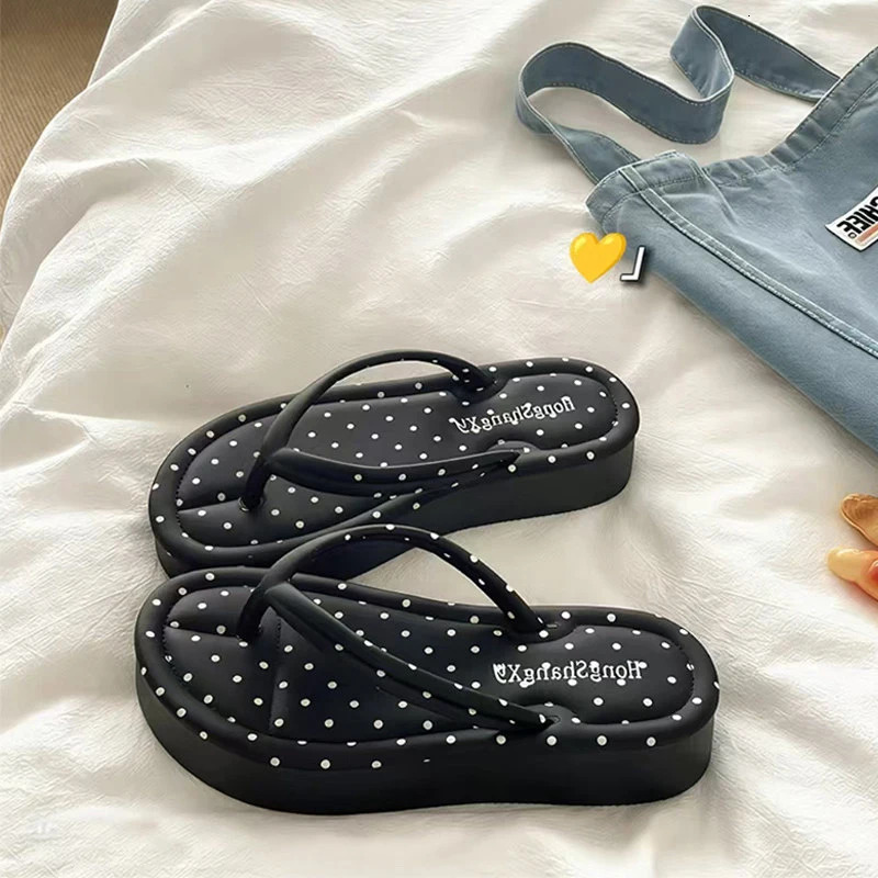4CM Platform Polka Dot Flip Flops for Women Summer Korean Style Thick Sole Thong Sandals Non-slip Beach Slippers 260624