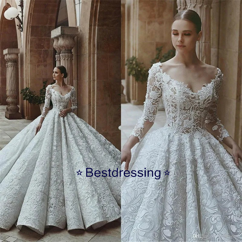 Luxury Saudi Arabic Wedding Dresses Long Sleeves Scoop V Neck Dubai Crystal Beaded Lace Bridal Gowns Vestido De Novia Bd624