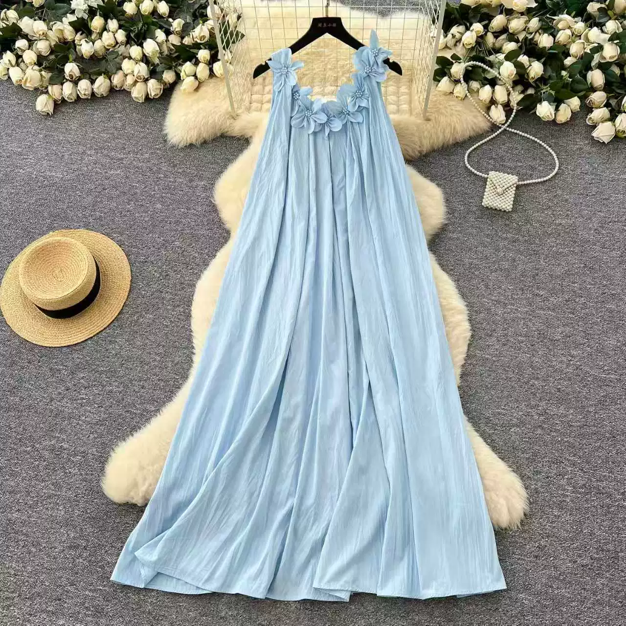 French heavy industry bead three-dimensional flower suspender dress women's summer 2025 new loose and thin holiday dress