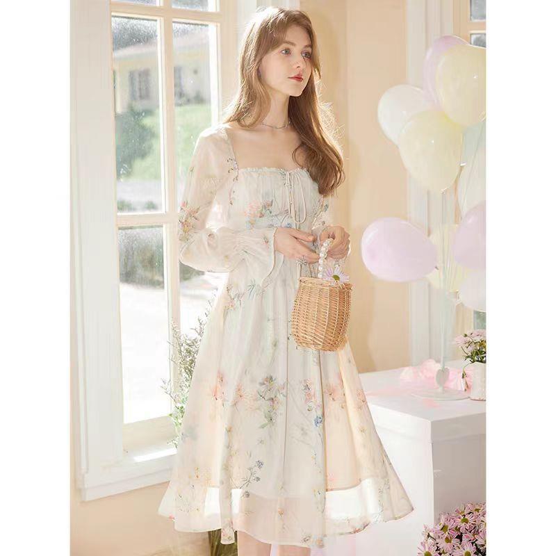 Q0440 French coffee break dress spring and summer new lantern sleeve temperament fairy long dress waist floral dress women's clothing