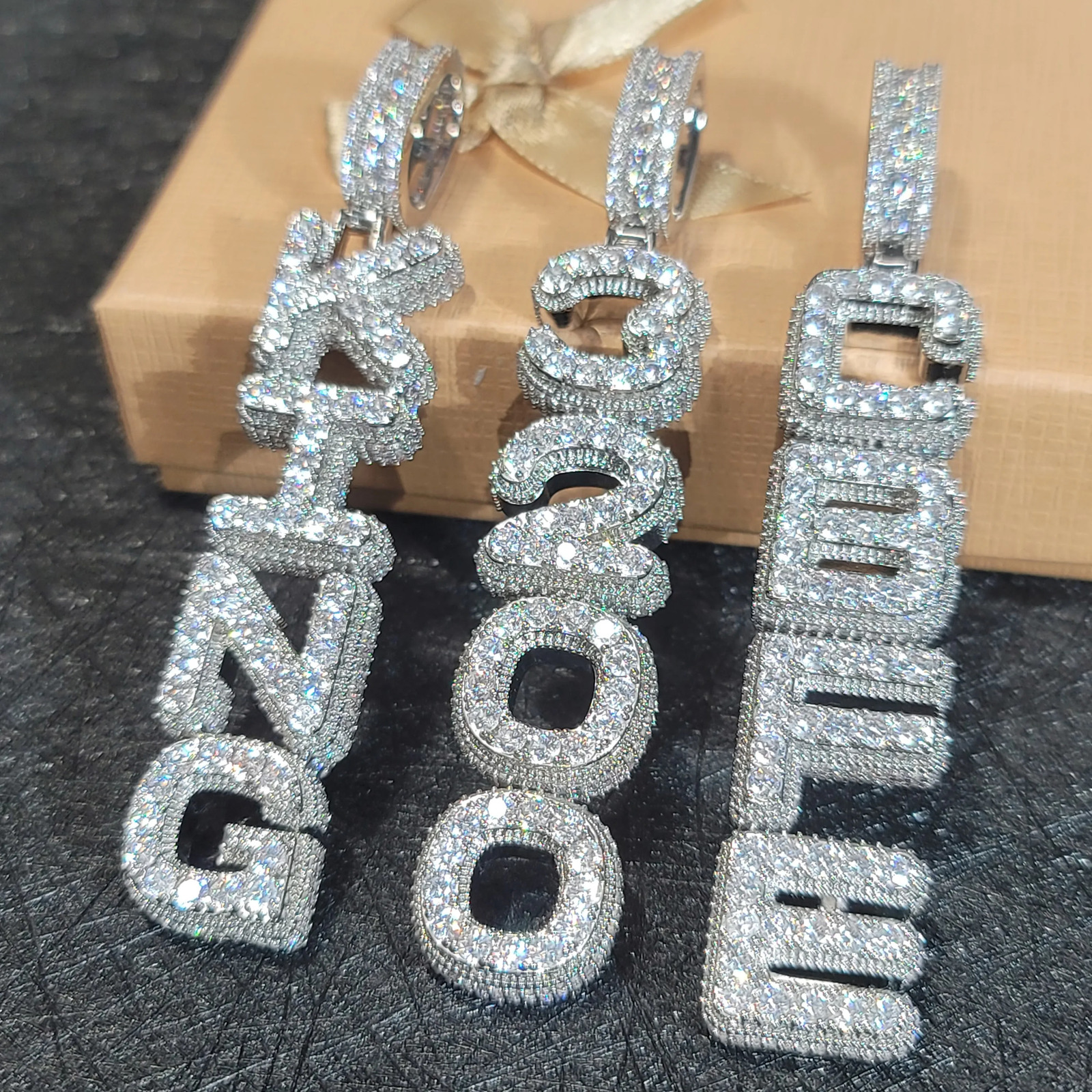 Custom Name Vertical Necklace Pendant Fashion Cube Double Layer Word Jewelry Personalized Iced Out Letter Number Chain For Men260624