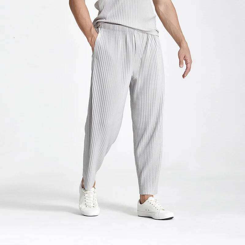 Summer Casual Fashion Black Gray Straight Men Streetwear Korean Loose Pleated Pants Mens Ice Silk Trousers S-2XL W260624