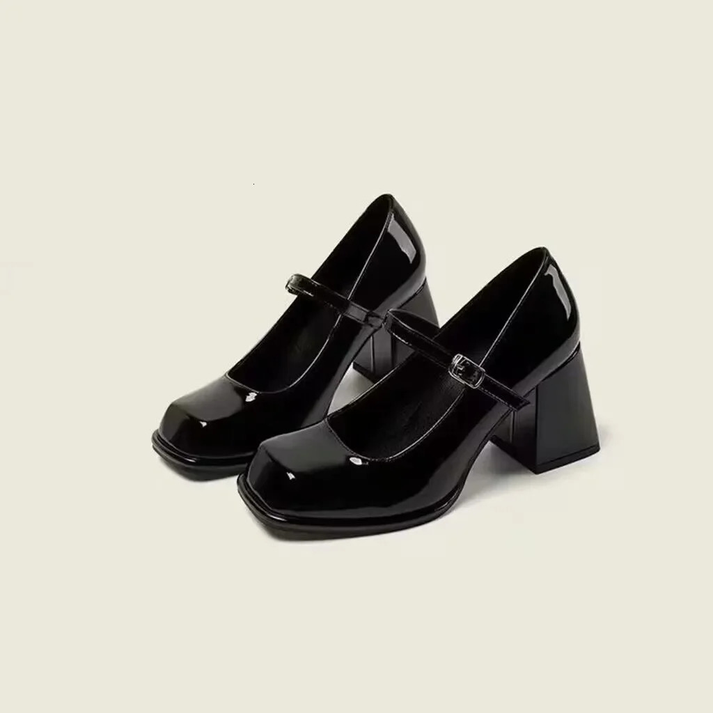 Mary Janes Vintage Black Sandals Woman Buckle Casual Medium Heels Office Ladies Solid Elegant Heels Korean Summer 260624