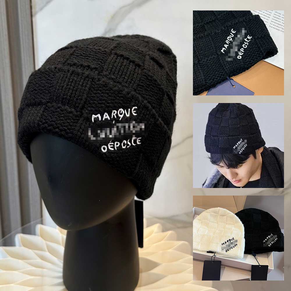 Luxury Lois V beanie Lvbonnet Classic wool hat brand plaid soft hats high quality Designer pom pom autumn and winter wool warm knitted hat official