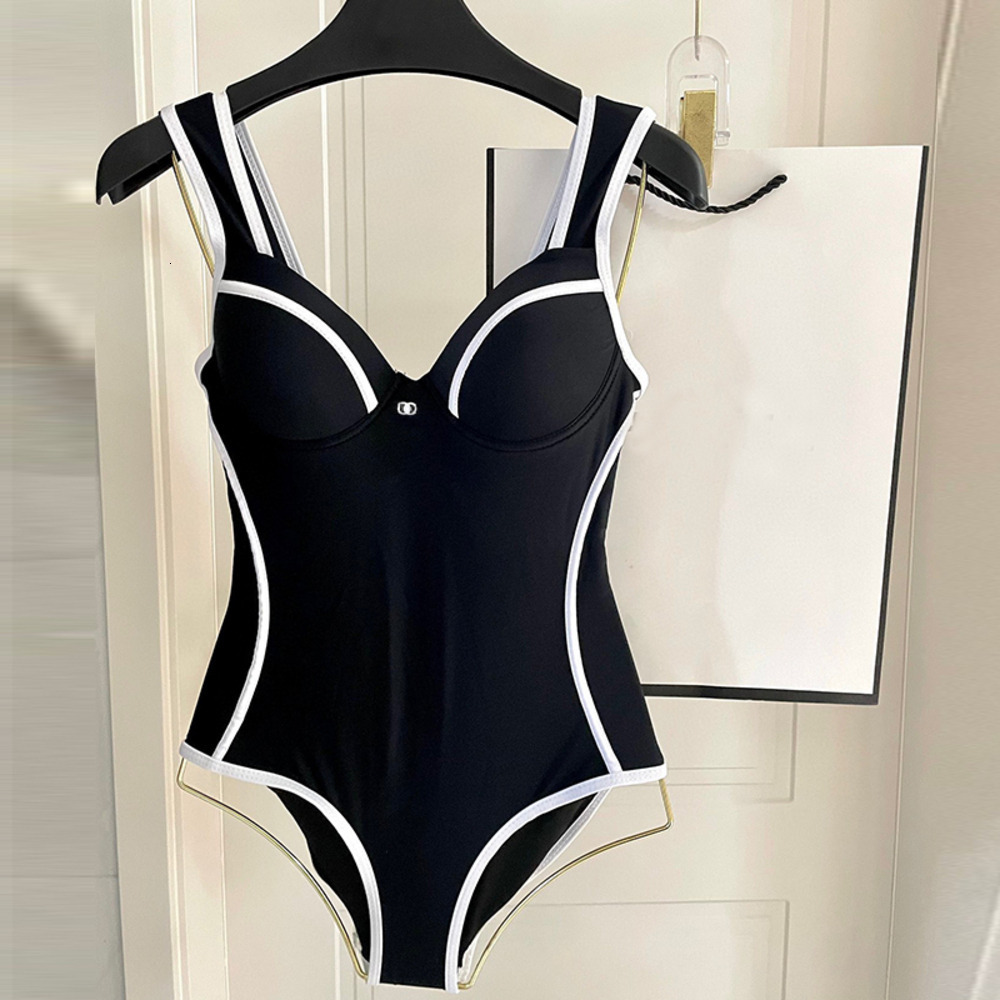 Canali Costume da bagno Designer Donna Sport Set reggiseno da spiaggia sexy Lettera classica Camicia Chan Costumi da bagno per donna Ricamo Lingerie