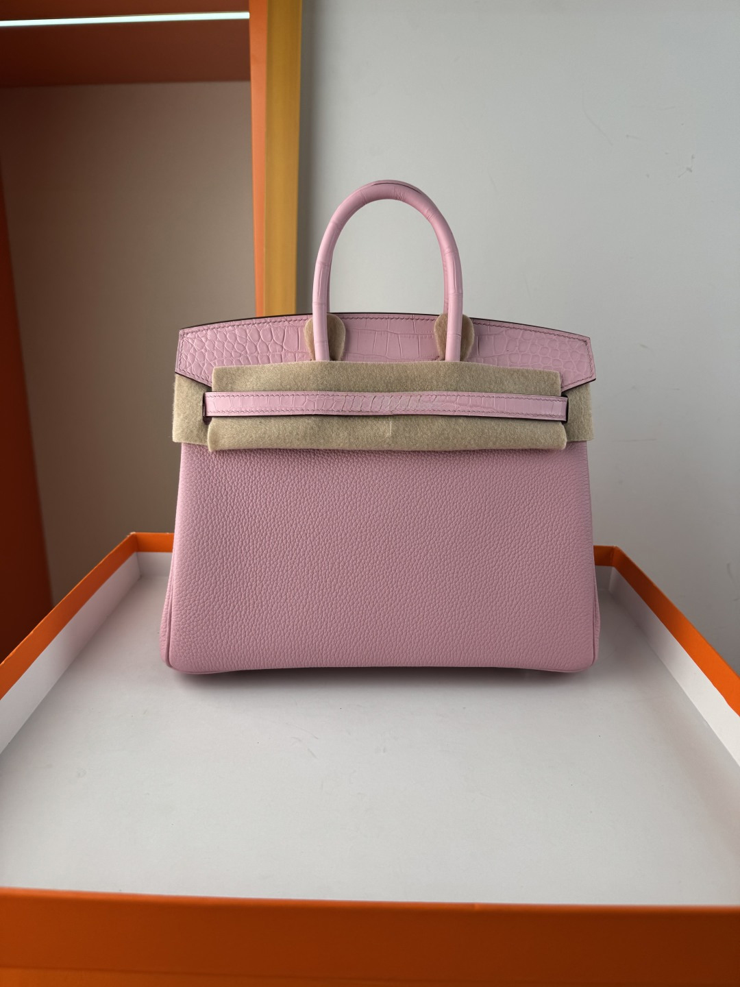 Top Quality Designer Luxury women Bag Trendy Light Luxury Bkii Mini Square Tote Bag Premium Exquisite Design Commuter Crossbody Daily Bag