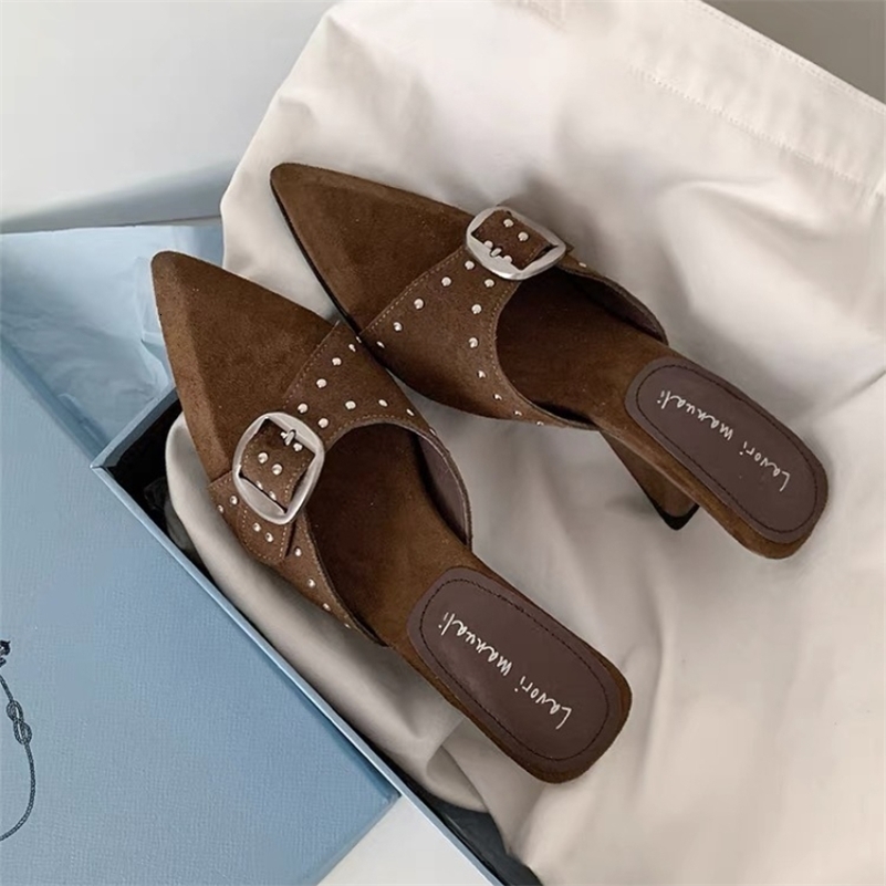 Retro Studded Wedge Sandals Sexy Pointed Toe Slip-on Womens Slippers Summer Outdoor Party Womens High Heels Selling 260623