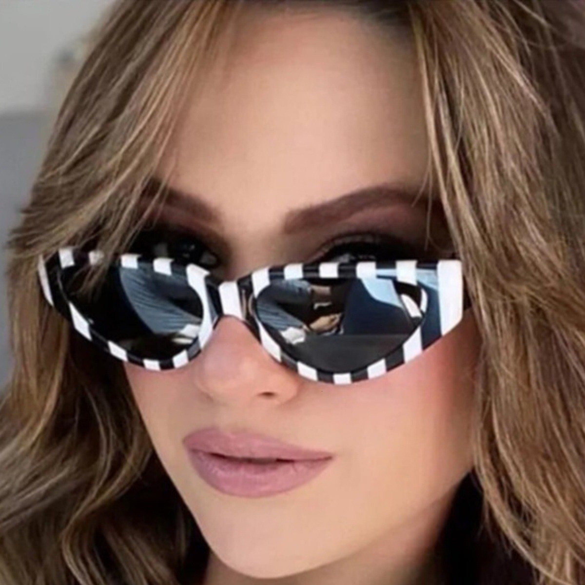 New Fashionable Inverted Triangle Cat-Eye Frame For Women, High-End European And American Style Street Photography Accessory, UV Protection Sunglass