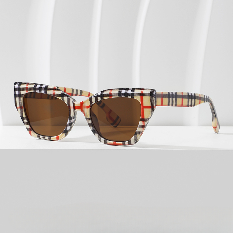 Fashionable New Cat-Eye Small-Frame Avant-Garde European And American Light Sunglasses, Popular On Instagram, Trendy For Runway Shows Laotie Laotie