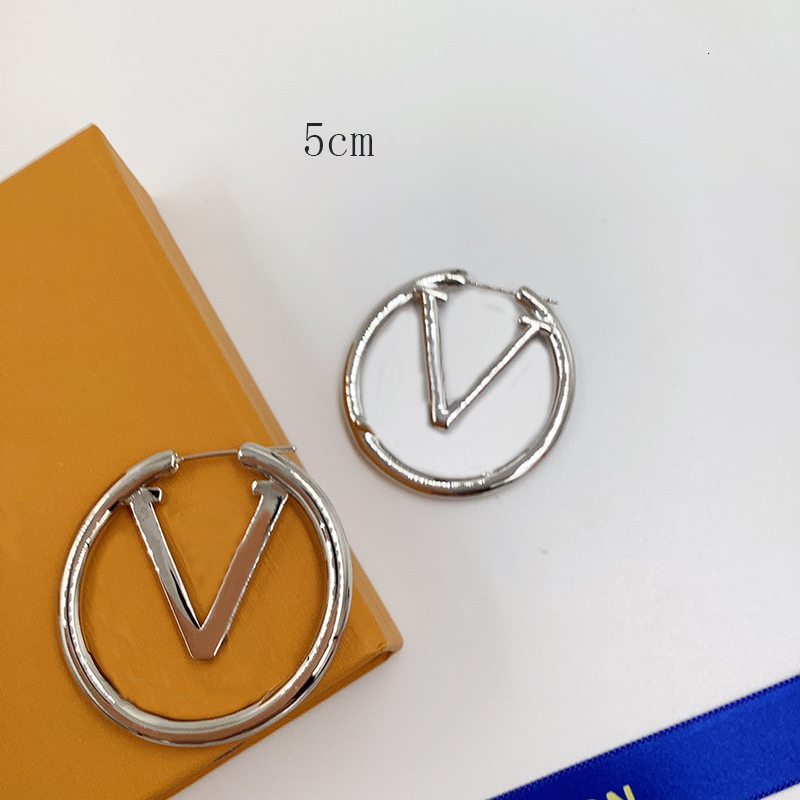Top Quality Women Hoops Earrings Fashion Womens Big Circle Simple Earring Jewelry Luxurys Designer Earrings Letter Stud Earring Wholesale dhgate Ret