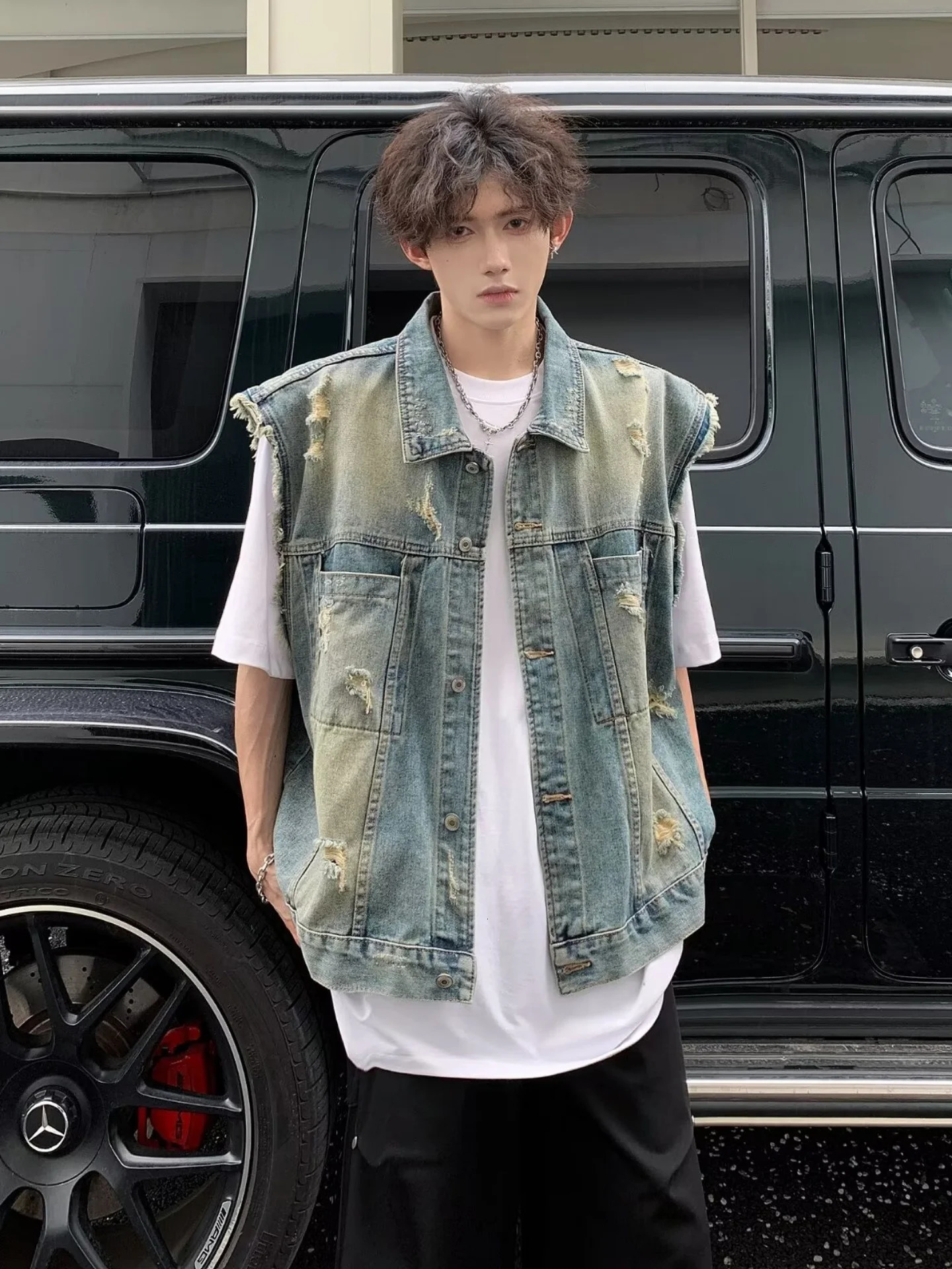 Summer Loose Fit Mens Denim Vest American Retro Workwear Shoulder Pad Tank Top Street Style Worn-In Outerwear Jacket 260623