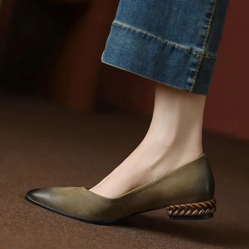 High Quality Female Shoes Spring Autumn Womens Pumps Sexy Pointed Low Heels Fashion Shallow Slip on Pump Office Lady Shoes 260624