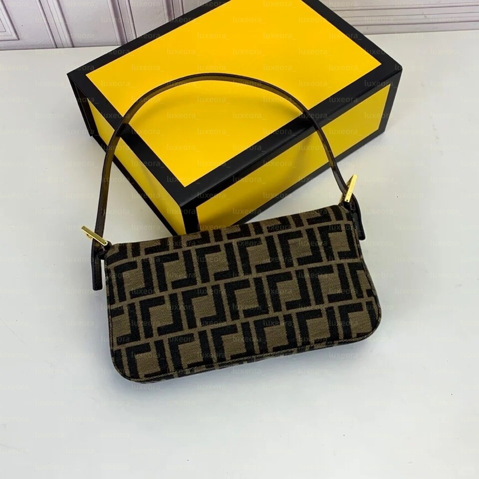 Hot topic 9A Designer bag High quality Women Crossbody baguette Bag Luxury Brand Vintage Canvas Messenger Bag FF Underarm half moon Handbag Purse Wa