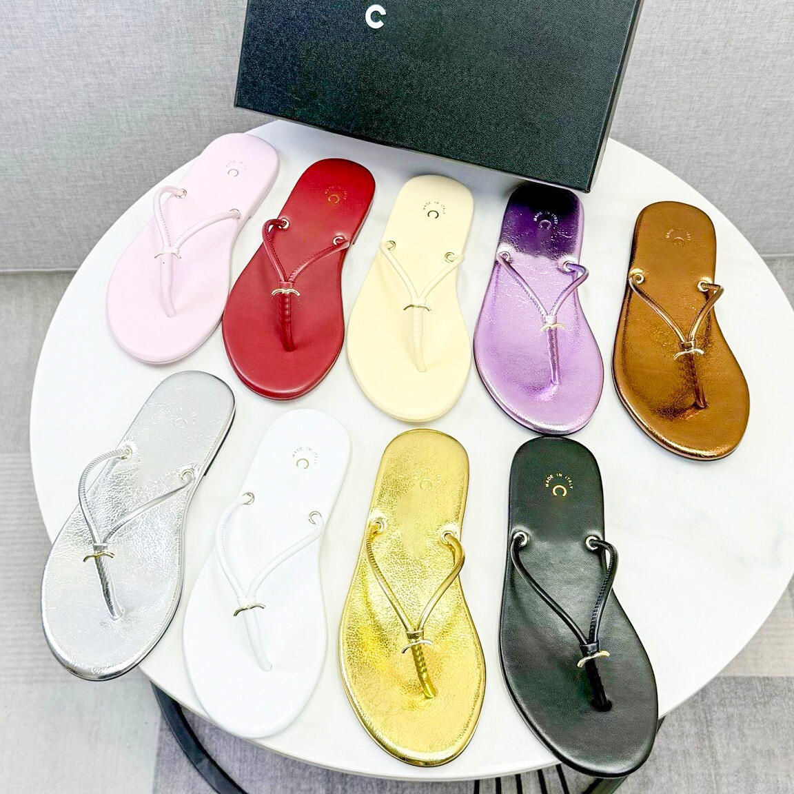 Top quality Designer slide womens Camelia slipper Luxury black white sandal Summer lady rhinestone sliders casual beach walk shoes Raffia flat slipp