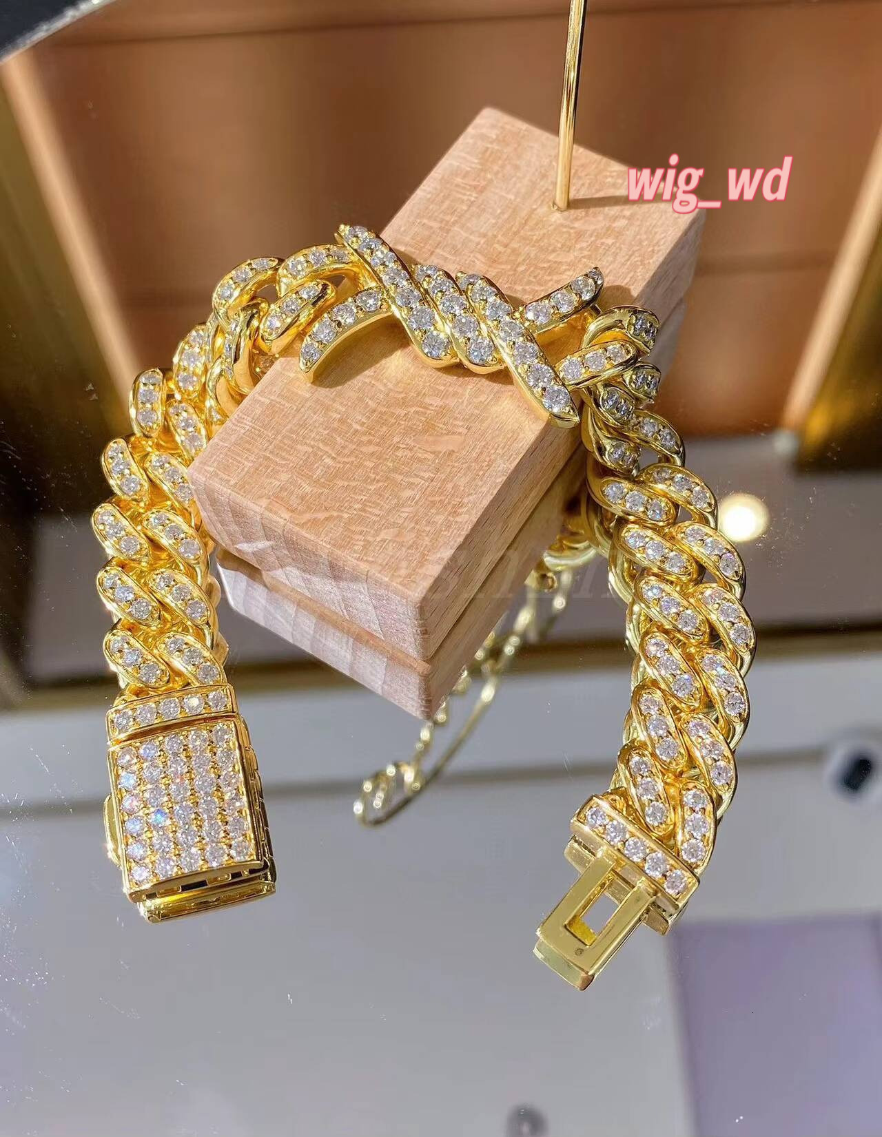 Customized Hiphop 12-15Mm Miami Cuban Link Chain Bracelet Super Luxury With VVS D Color Moissanite In 925