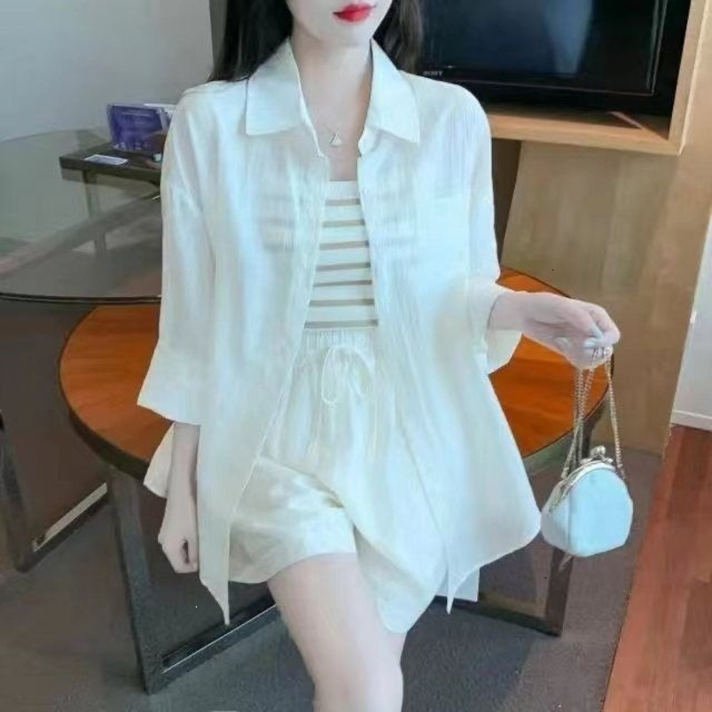 New summer fashion suit for women, Korean style, elegant short-sleeved blazer, casual wide-leg shorts three-piece set