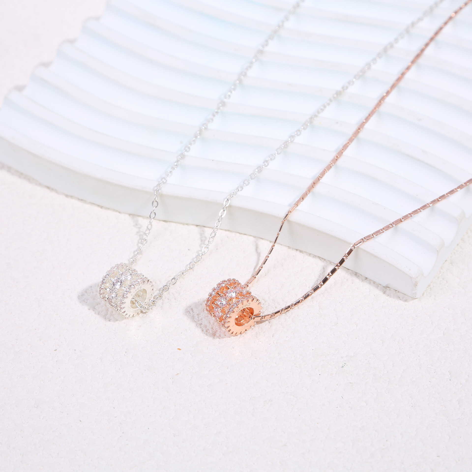 Brand Luxury Designer Jewelry Slim Waist Zircon Necklace For Women New Popular Model HighEnd Light Luxury Niche Necklace Fashionable And Elegant C D