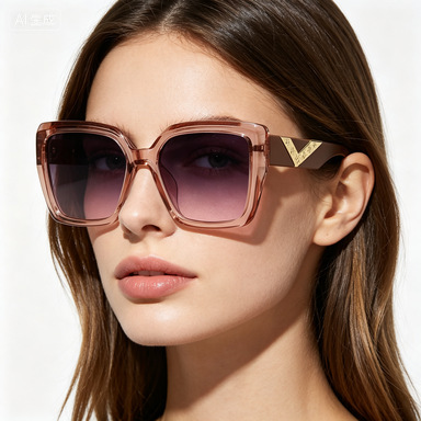 Luxury Brand Designer Sunglasses Retro Triangle Logo Square Large Frame 2026 New European And American Fashion Personality Modern Runway Sun Protect