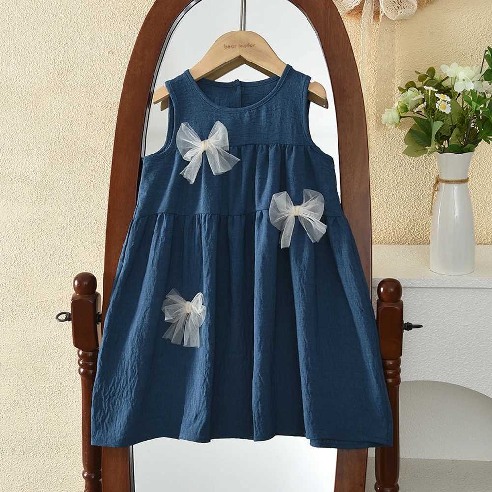 Bear Leader Summer Fashion New Blue Sleeveless Bow Decoration Girls Casual Dresses Korean Version Simple Childrens Dress Y2606252O1C