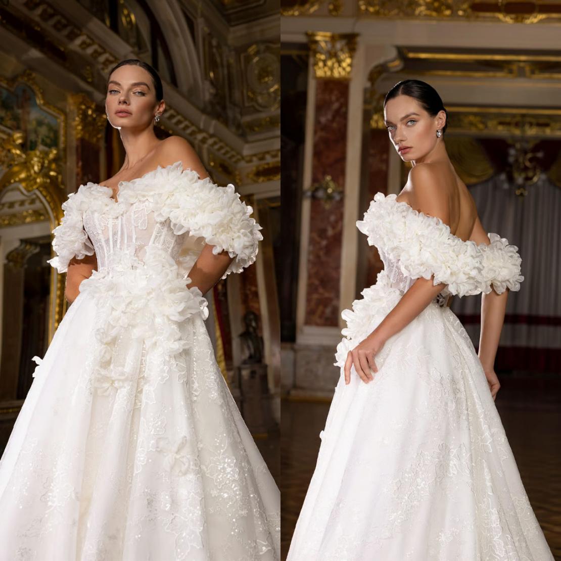 Elegant A Line Wedding Dress For Women Off Shoulder Sleeveless Bridal Gown 3D Appliques Sweep Train Dresses Custom Made vestidos de novia