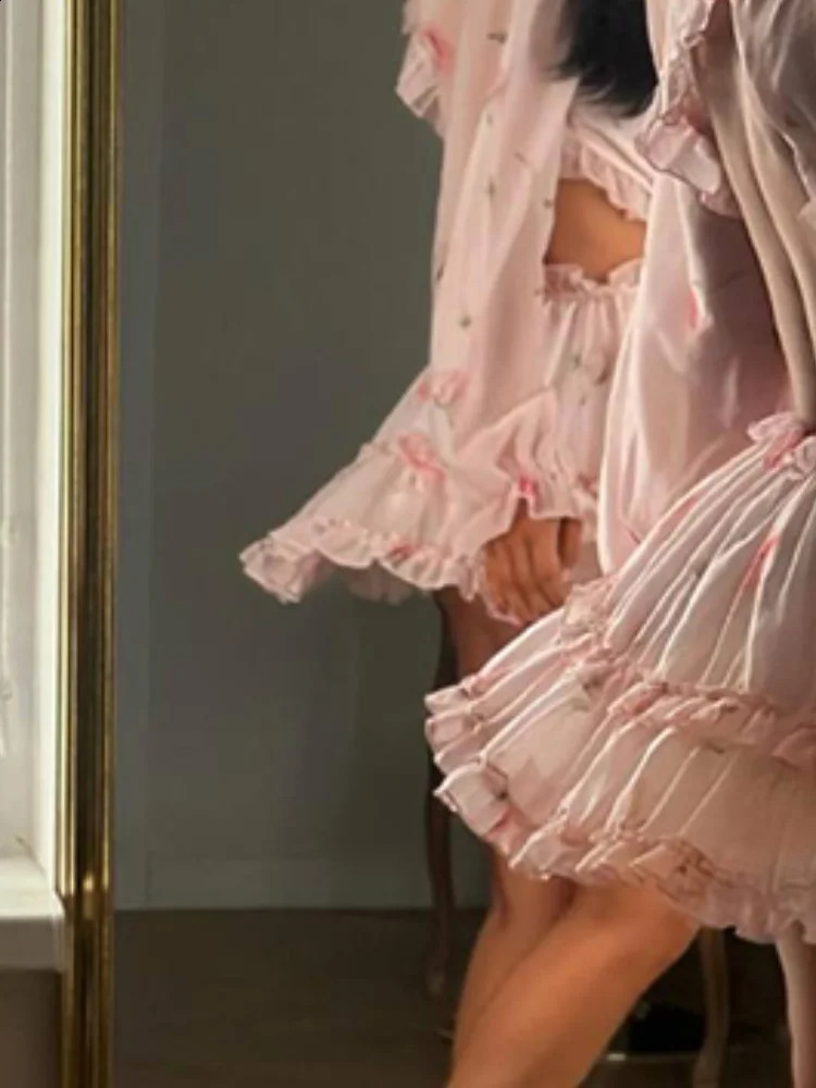 Floral Printed Backless Mini Dress Women Elegant O Neck Long Sleeved Ruffles Aline Dresses Summer Chic Female Holiday Vestido 260625