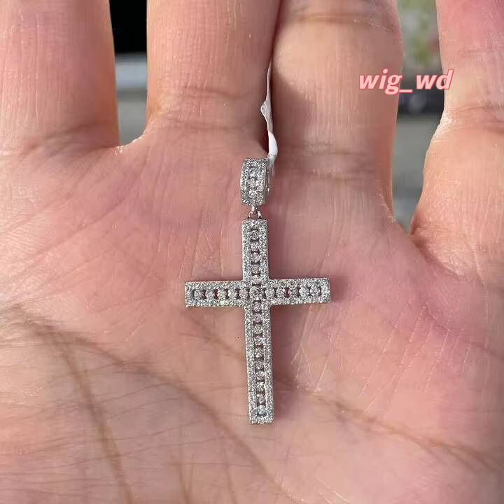 Moissanite Brilliant Cut Cross Pendant 925 Sterling Silver Gold Plated Casual/Sporty Diamond Look Iced Religious Women's Jewelry