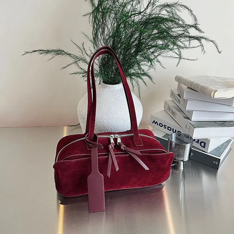 Boston Bag High-quality Suede Pillow Bag Stylish Versatile Commuter Bags Solid Color Tassel Handbag Shoulder Bags 260625