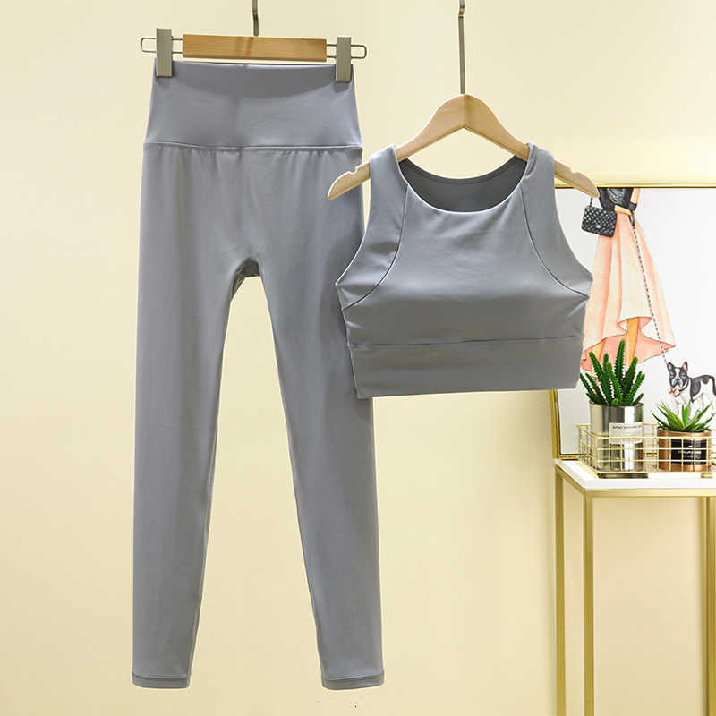 High-end Yoga Suit Set Womens Long Sleeved Fashion Professional Sports Set Fitness Set Running 2 Piece Gym Sets Outfit M260625