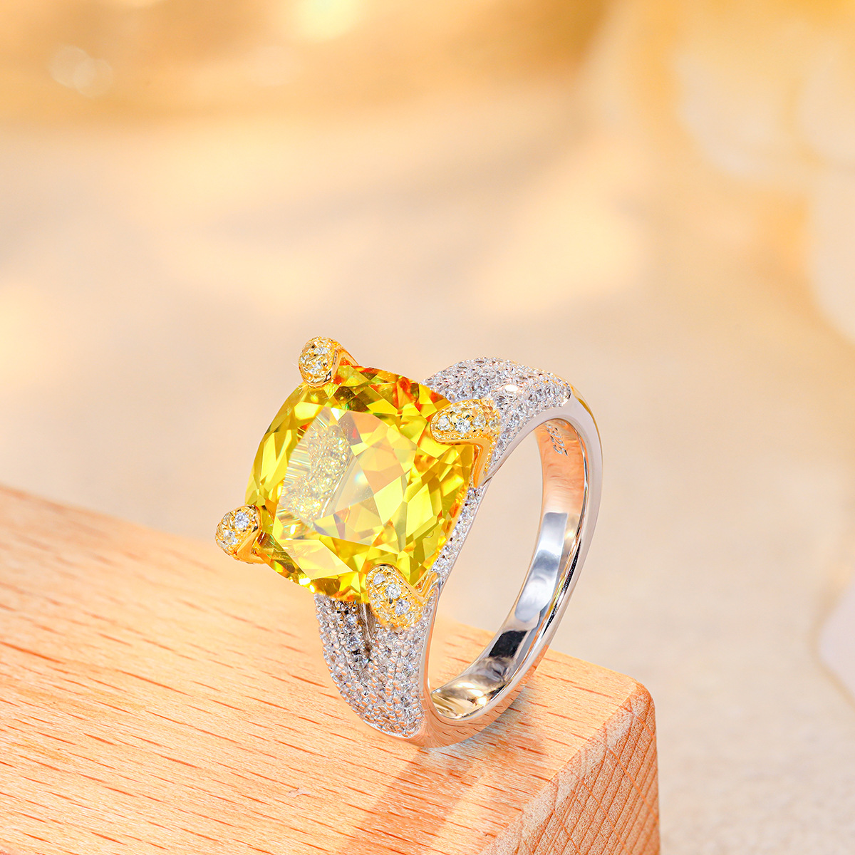 8CT Cushion Cut Lab Grown Yellow Sapphire Ring S925 Sterling Silver Luxury Solitaire Promise Ring Fashion Yellow Gemstone Fine Jewelry for Women