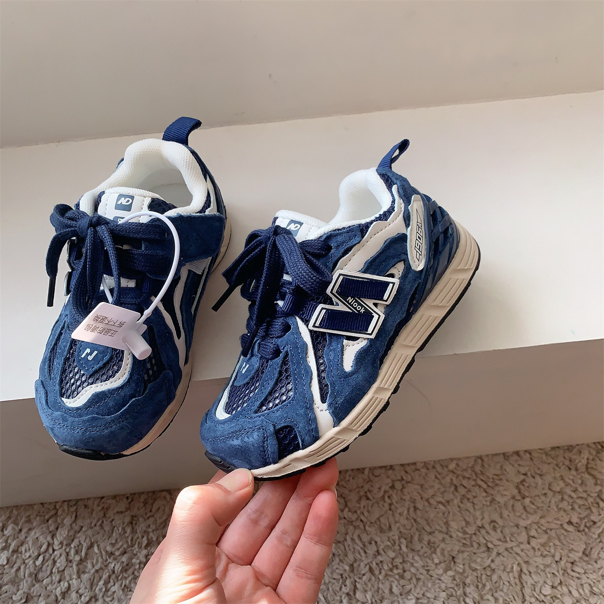 Designer Shoes for Boys and Girls new Bright - colored spliced children's shoes spring - summer style children's sports shoes girls'