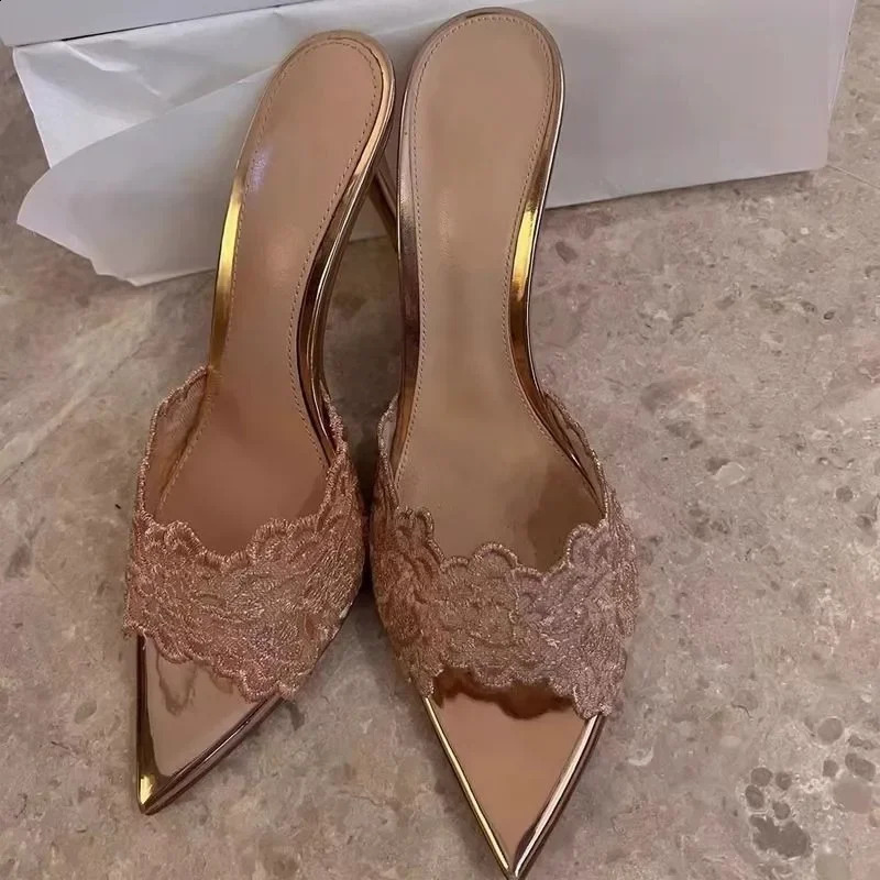 Spitze Bankett High Heels Damen Frühling Ankunft bestickte Stiletto-Schuhe Champagner Gold bestickte High Heel Sandalen 260625