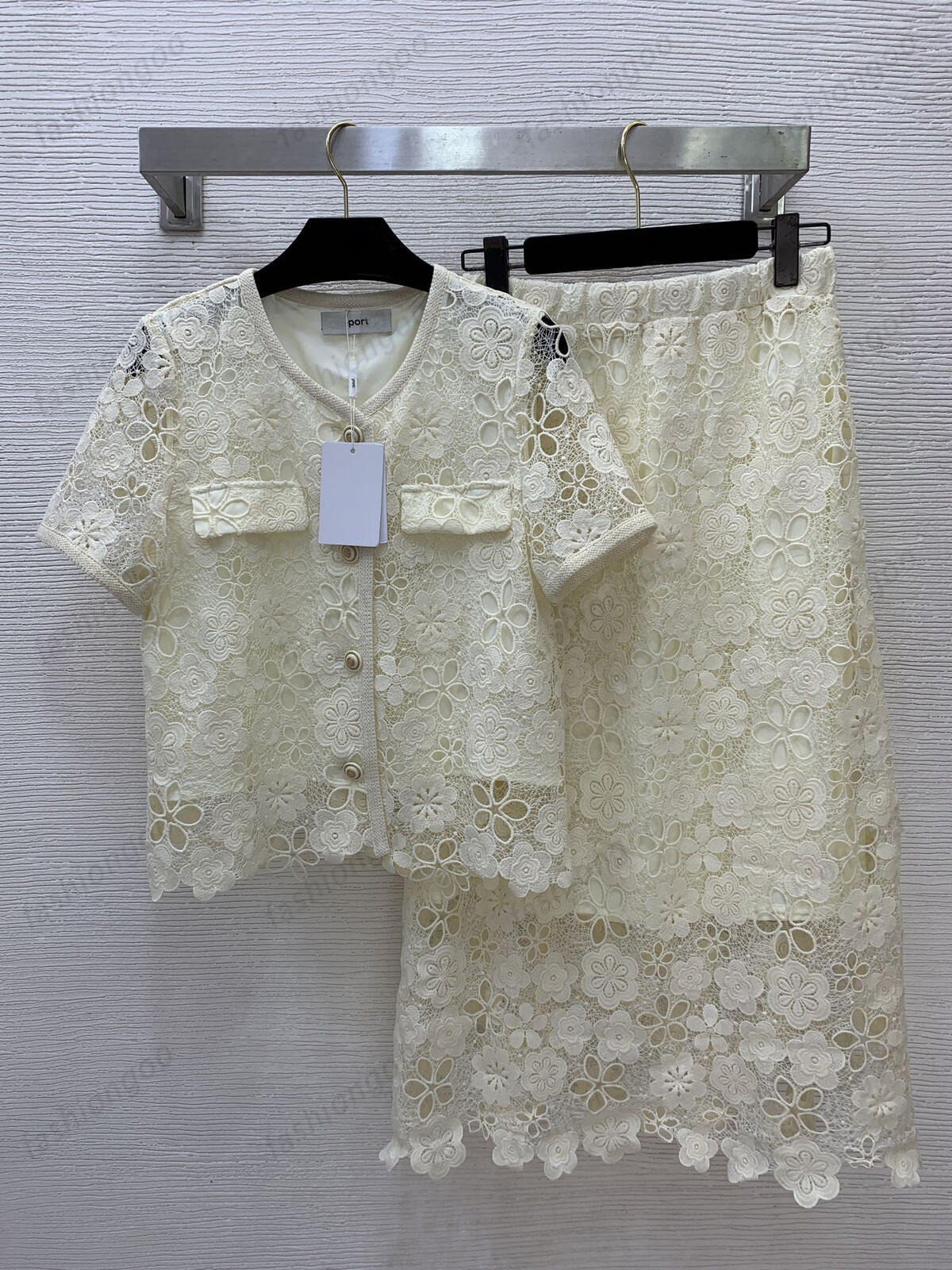 conjunto de falda para mujer marca verano 2 piezas conjunto de camisa de encaje logotipo de moda camiseta con gancho hueco faldas de dos piezas dise