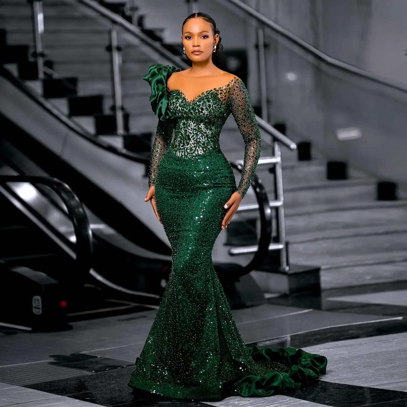 Green Glitter Mermaid Prom Pageant Dress Sheer O-neck Long Sleeves Beads Sequins Birthday Evening Formal Party Gowns vestidos de noche