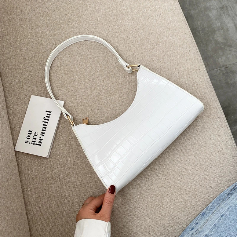 Fashion Womens Bag Retro Casual Women Shoulder Bags Female Leather Solid Color Chain Handbags for Women 260624