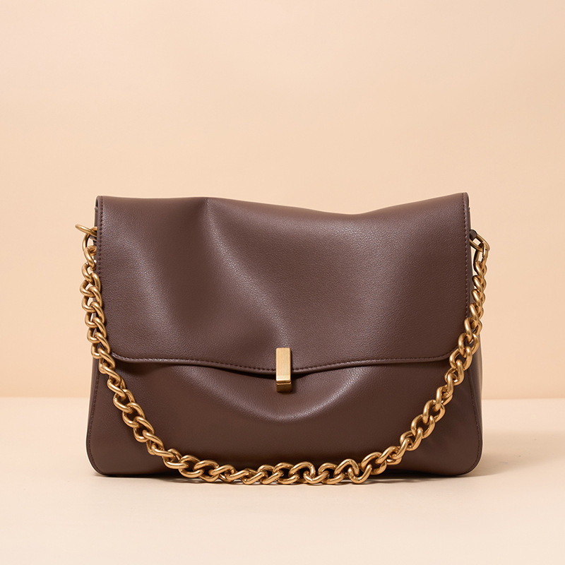Cowhide Crossbody 2026 New Model Niche High-End Chain Large Capacity Commuting Shoulder Bag For Women Underarm Bag Vintage Fashion