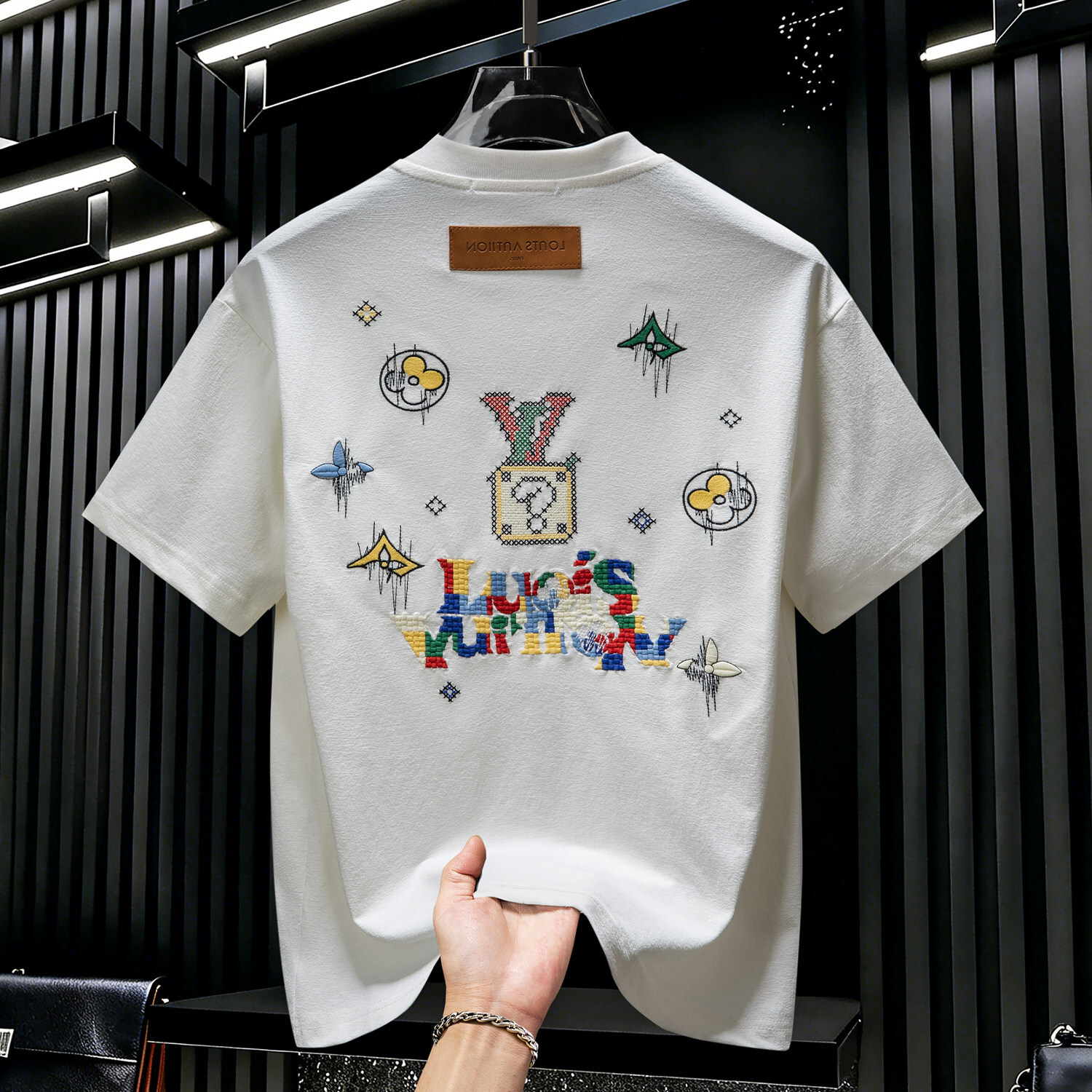 Men's Light Luxury Embroidered Round-Neck Short-Sleeve T-Shirt, New Summer High-End Trendy Brand Breathable Half-Sleeve Top