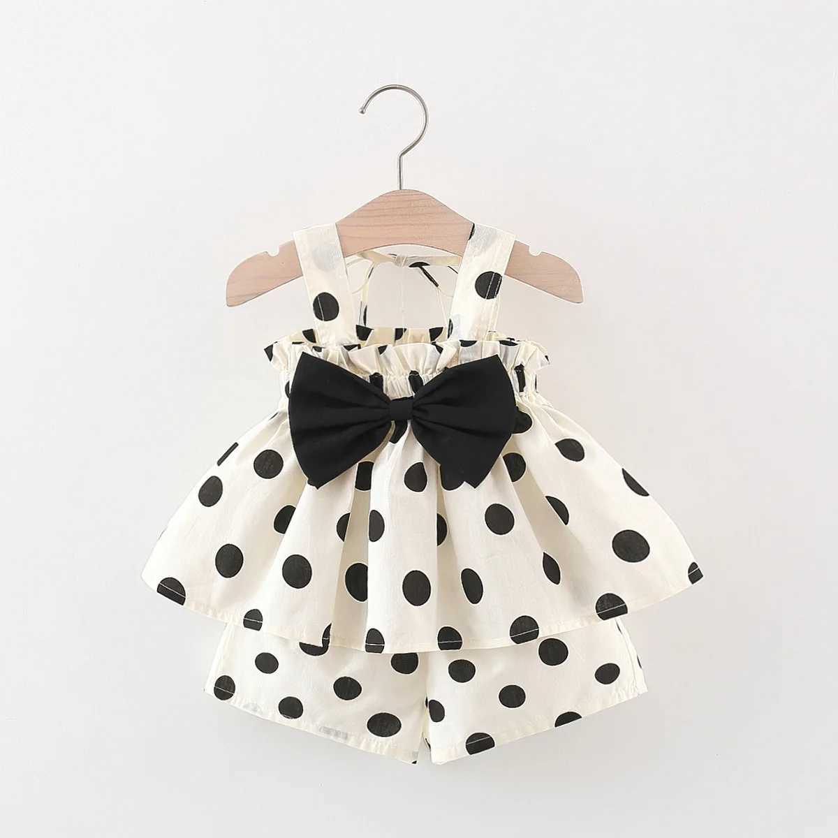 Girls Beach Vacation Clothes Bow Suspender Tops and Shorts Polka Dot Pattern 2pc Set Summer Baby Girl Korean Style Set Y2606256FDM