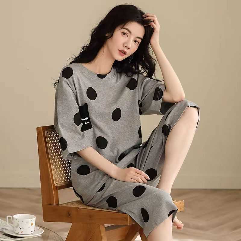 Top Womens Summer Pyjamas Short-Sleeved and Cropped Trousers Plus Size Boho-Chic Checked Set Loungewear Womens Underwear M260625