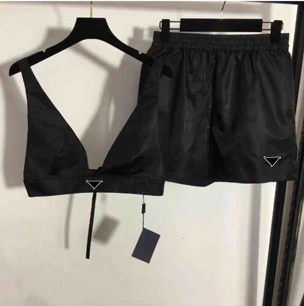 Womens Two Piece Pants Set With Metal V Neck Vest Mini Short Set Streetwear Fashion Crop Top News Tracksuit