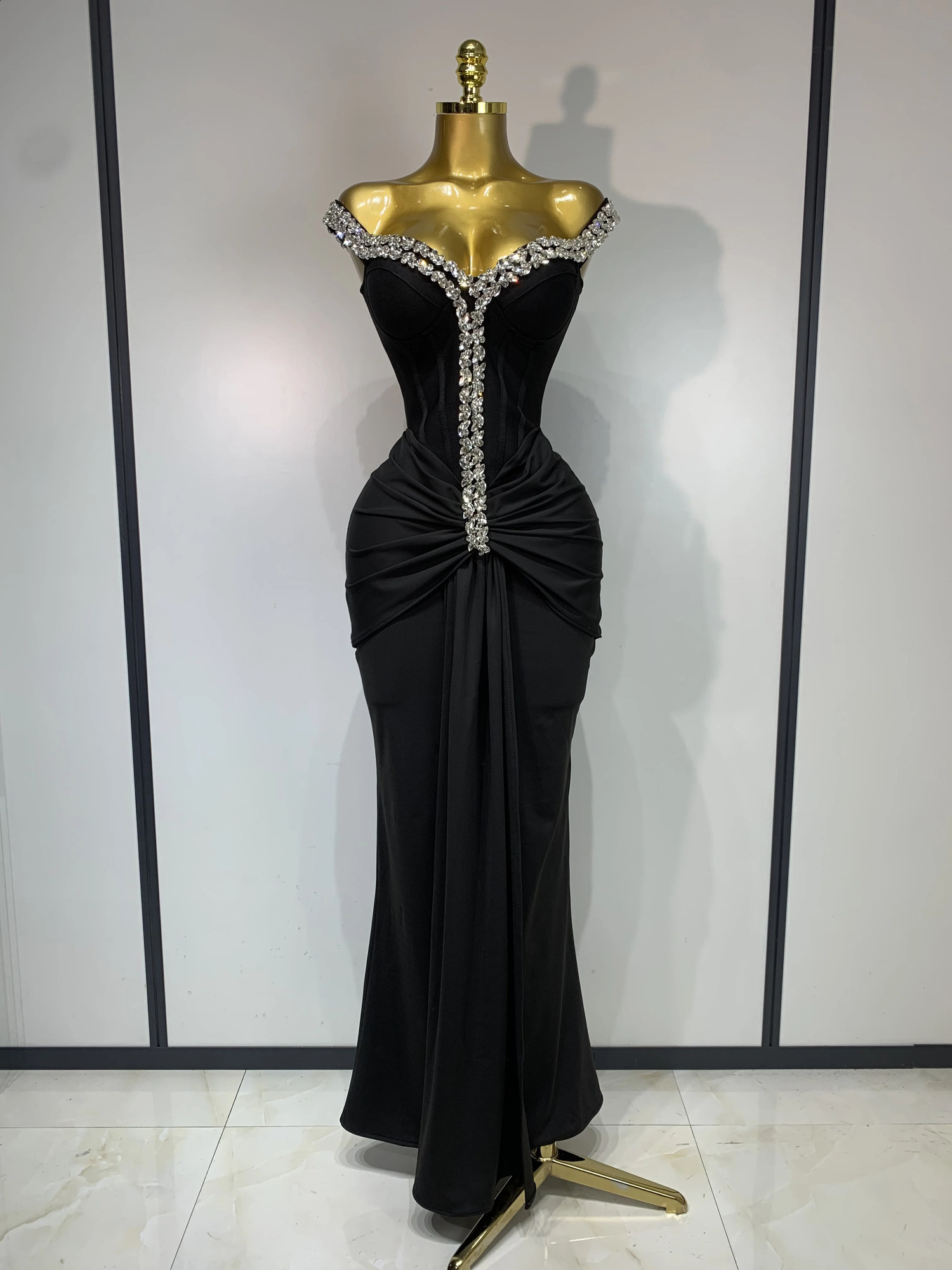Women Sexy Off Shoulder Black Long Diamond Bodycon Bandage Dresses Celebrity Elegant Evening Party Nightclub Wedding Guest Dress 260625