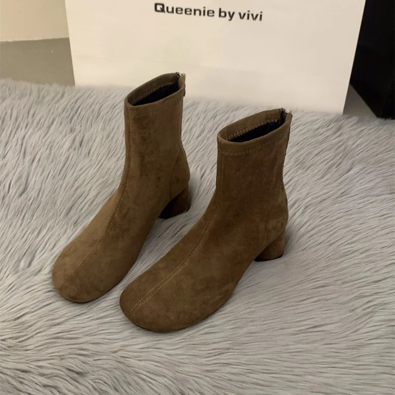 Winter Fashion High Heels2026 Casual Womens Ankle Boots Warm Suede Sexy Pointed Toe Ladies Gothic Trend Chelsea Short Boots 260624