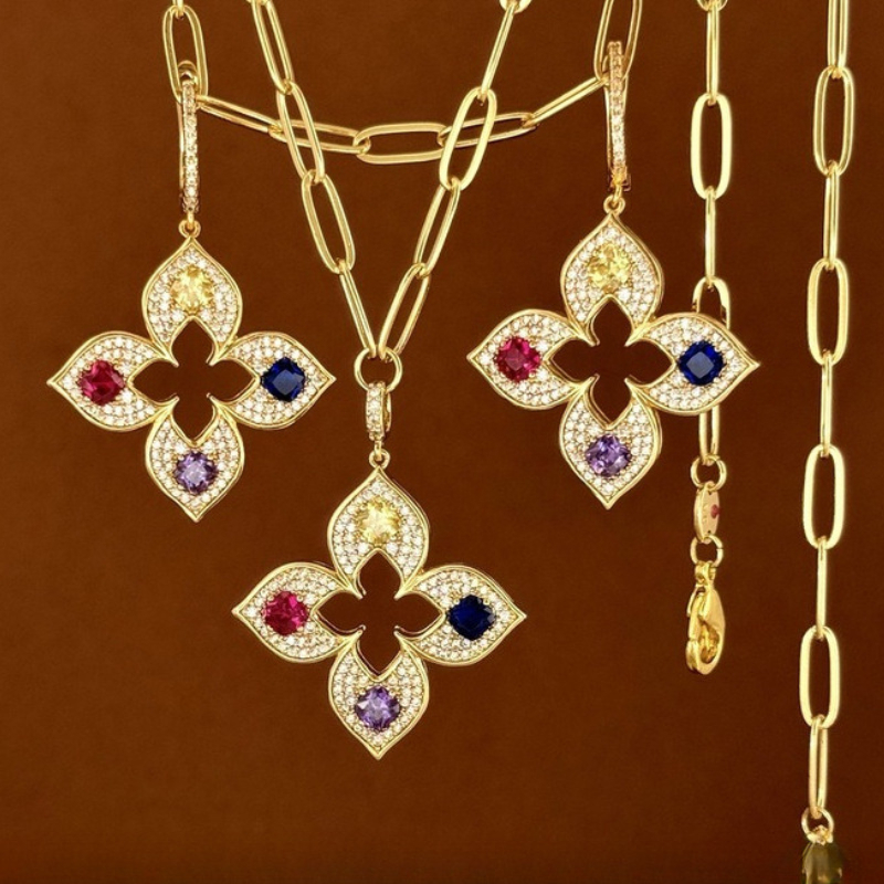 2026 Spring summer colorful crystal clover designer pendant necklace earrings ring jewelry set for women shine cz zircon charm elegant 18k gold ear