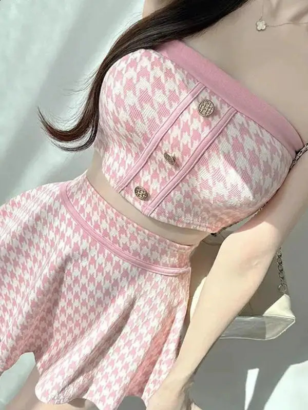 Dongda Gate High Waist Halter Neck Plaid Skirt Womens Fashion Set Sexy Shoulder Bared Vest Top And Ensemble 260625