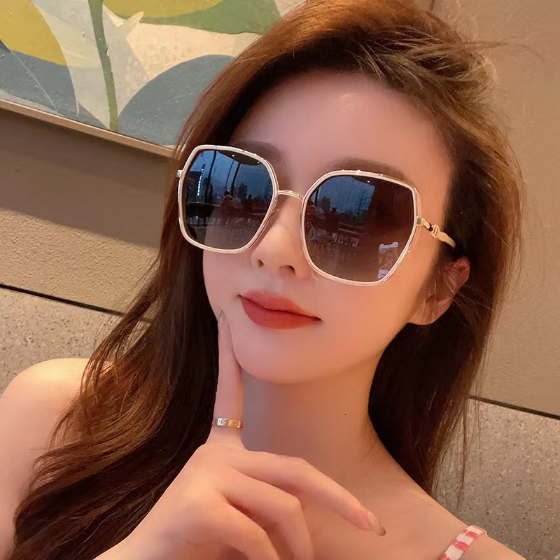 luxury designer sunglasses outdoor sunglasses 2026 new fashion outdoor sunglasses polarized womens makeless sunglasses unique uv protection sunshade