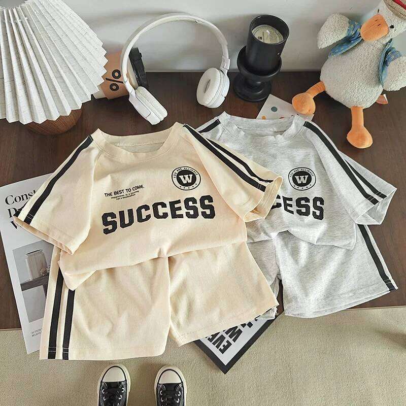 2026 New Summer Sporty Style Children Sets Letter Pattern Tee+Striped Shorts 2Pcs Clothes Short Sleeve Cotton Boys Girls Suit 26Y0625