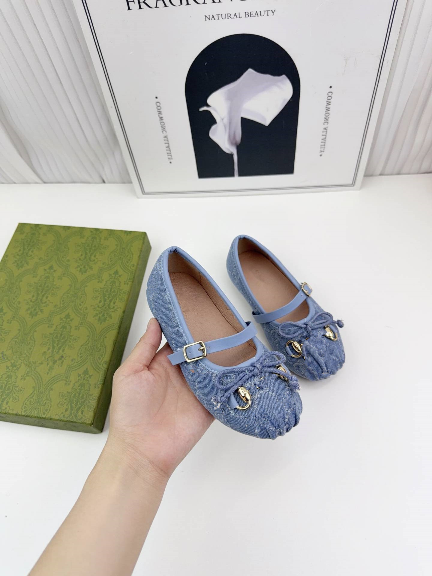 Flat shoes Children Girl Delicate Girls Sweet Loafers All-match Uniform Non-slip Casual Leather Shoes Spring New Kids Fashion Ballet Mary 01