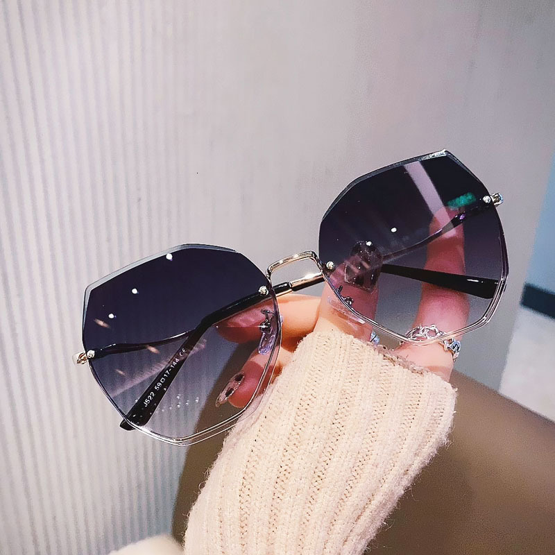 2026 Summer Internet Celebrity Trend Rimless Cut-Edge Gradient Sunglasses For Women Korean Style Fashionable Large Frame Glasses