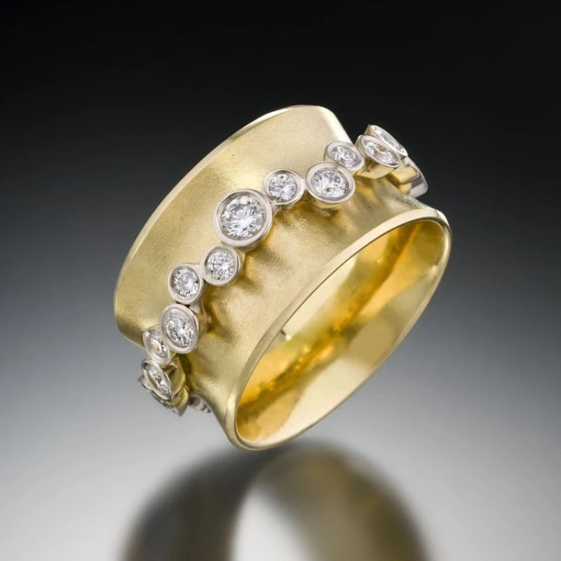 Simple yet ious womens wide face artificial zirconia ring made of copper a vintage and exquisite jewelry gift ring 260623