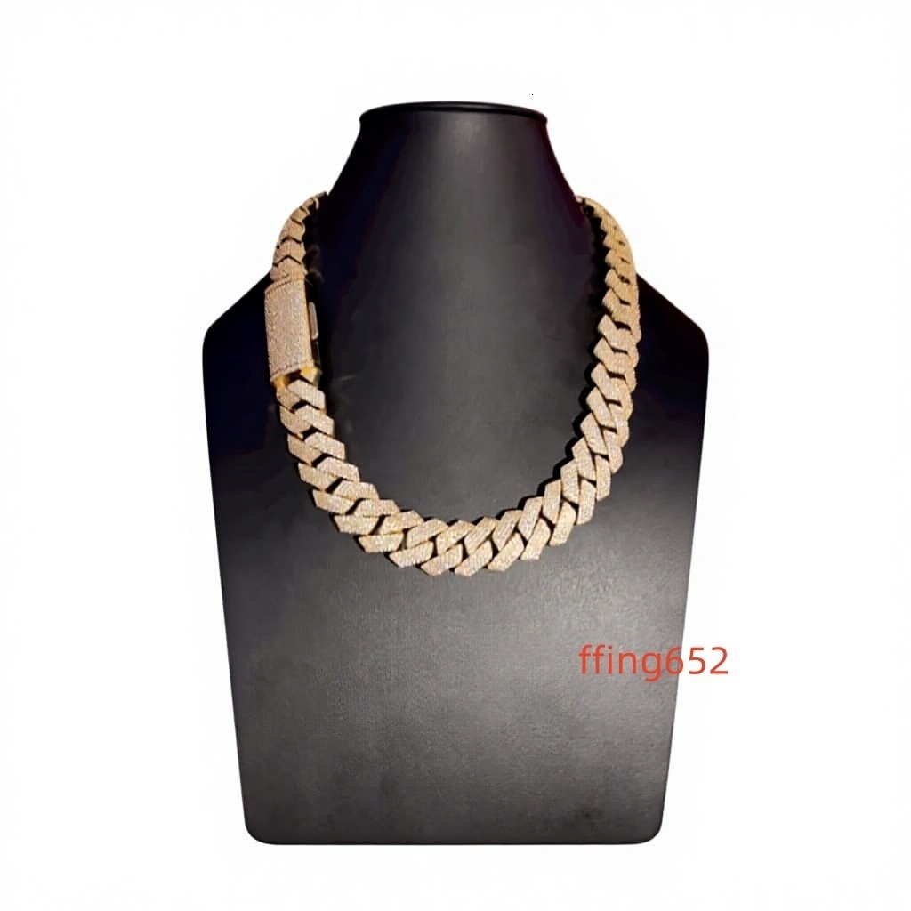 Customized 20mm Cuban Link Moissanite Chain 925 Sterling Silver Rose Gold Finish High Quality Iced Jewelz D VVS Necklace